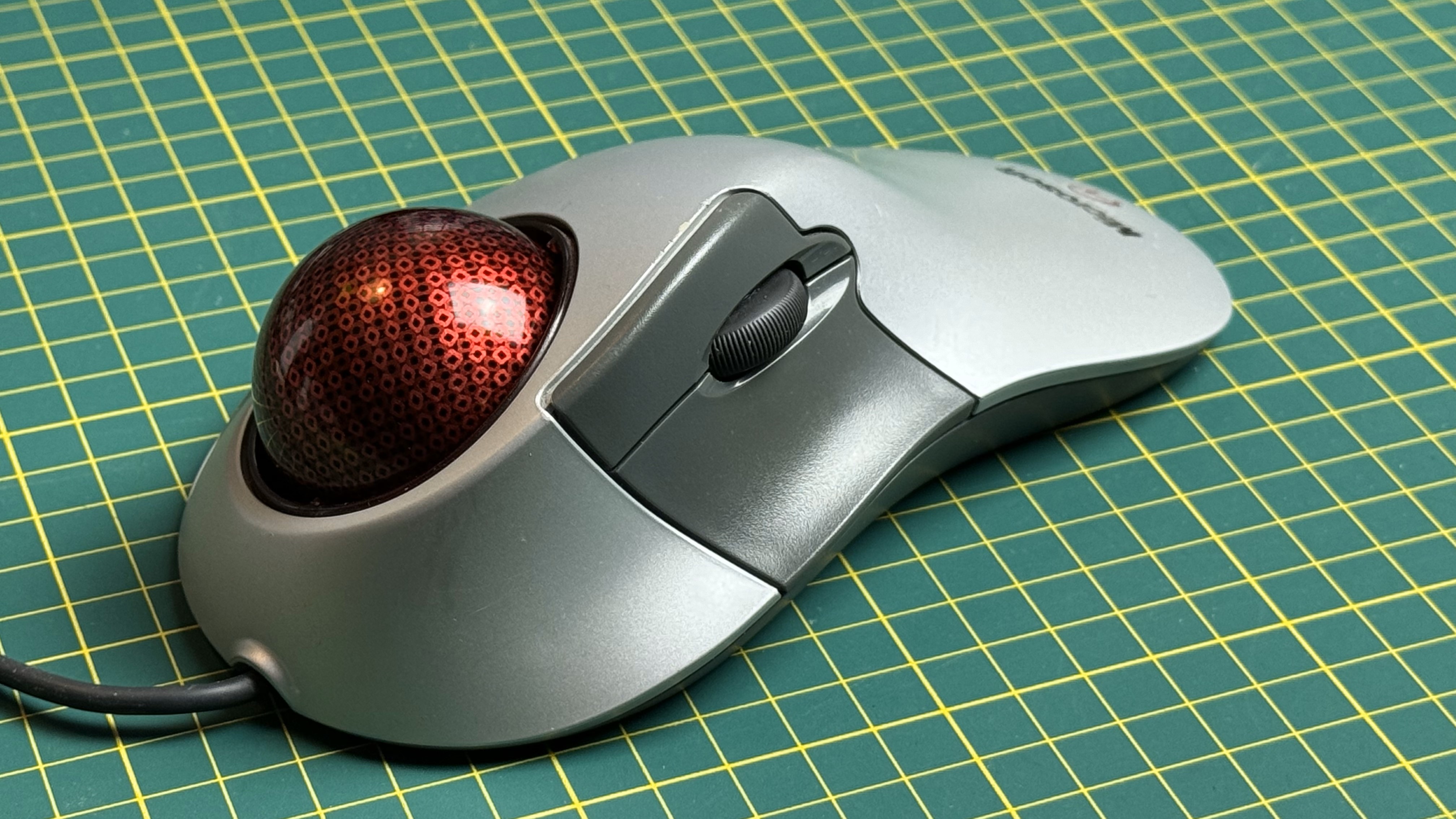 Microsoft Trackball Explorer
